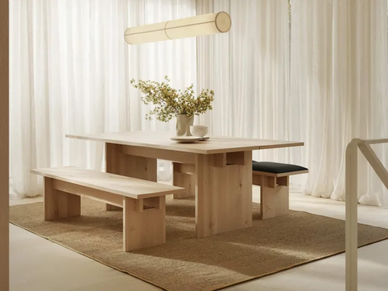 Tavolo Leiho di Treku