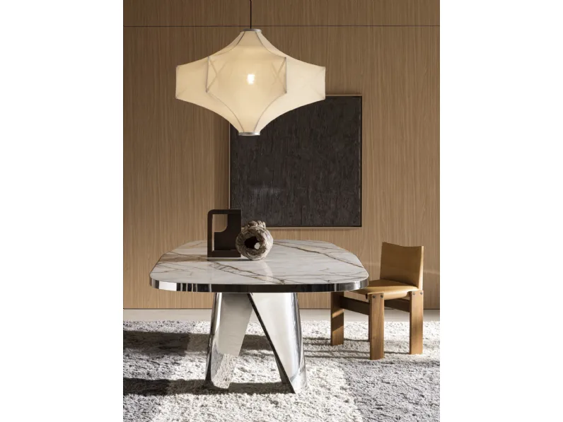 Tavolo Lise con top in marmo di Molteni & C