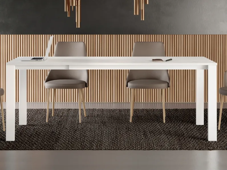 Tavolo allungabile in HPL con struttura in acciaio London di Ambiance Italia