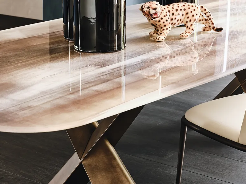 Tavolo con piano di vetro con stampa artistica Mad Max Crystalart di Cattelan Italia