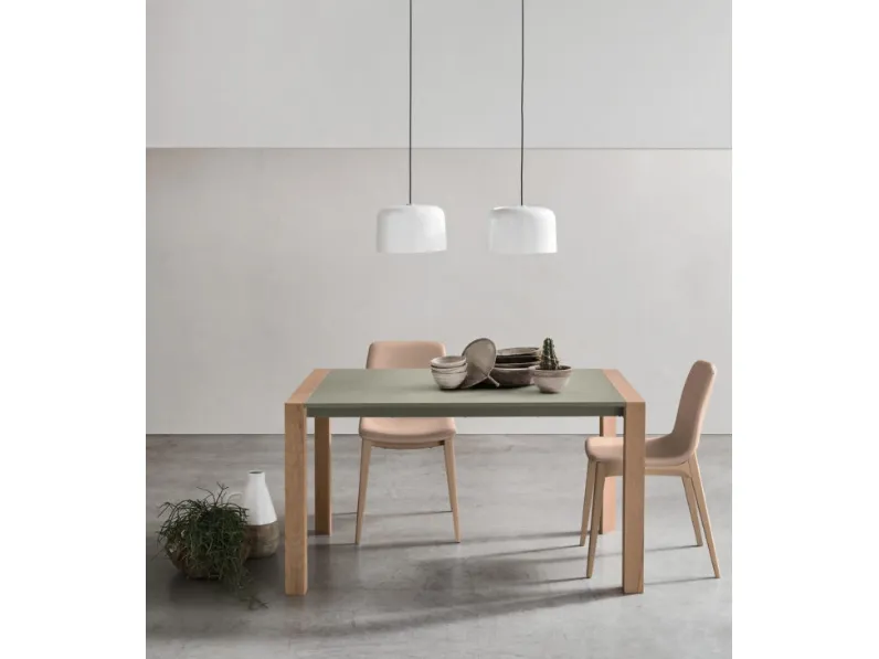 Tavolo allungabile Mikado in laccato e legno di Maronese