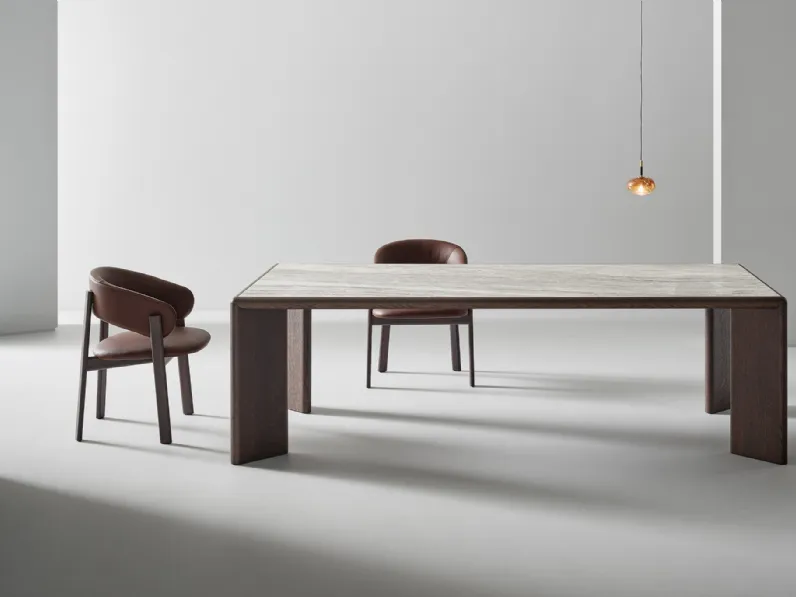 Tavolo Oshi in ceramica e legno di Bonaldo