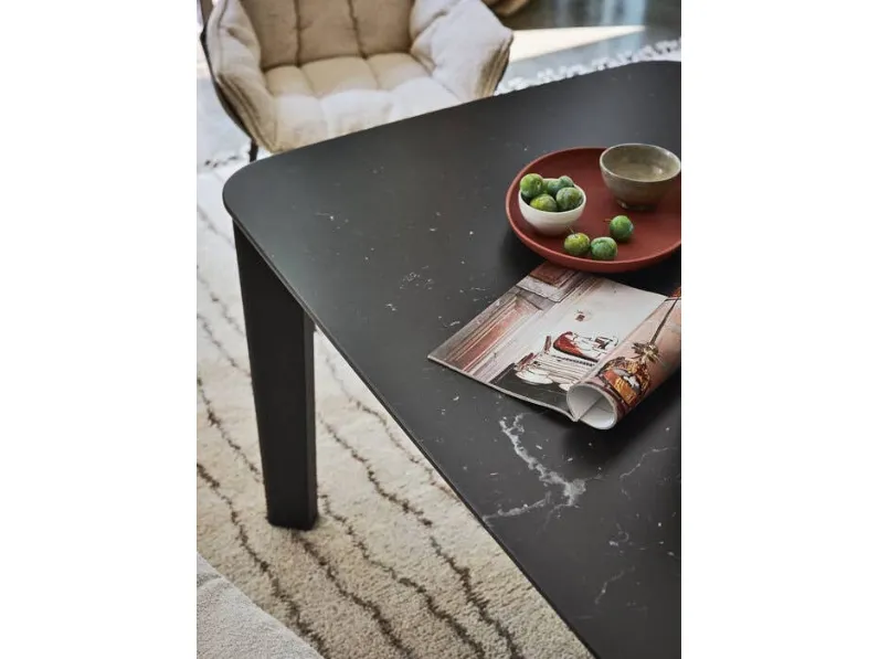 Tavolo Oskar di B&B Italia