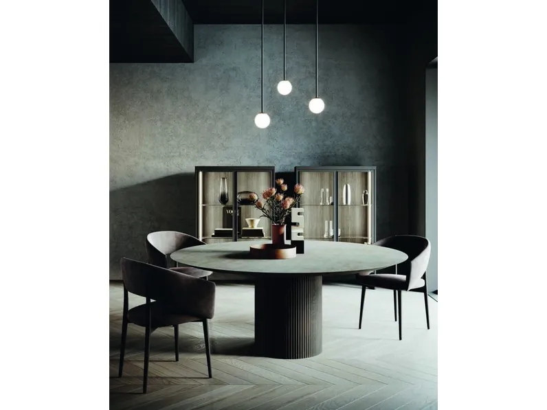 Tavolo rotondo con top in gres Otis di GF Interiors