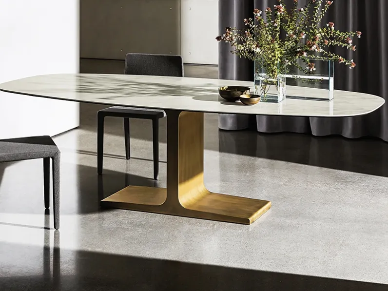 Tavolo Palace shaped di Sovet