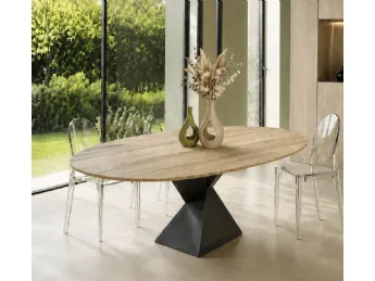 Il Tavolo Piano Ovale Re-wood unisce design e funzionalità.
