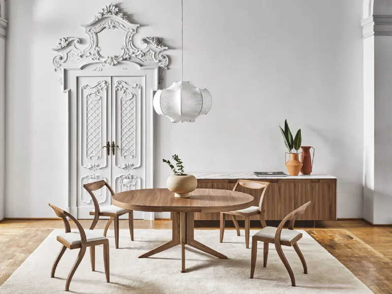 Tavolo rotondo allungabile Bryant in noce canaletto di Porada