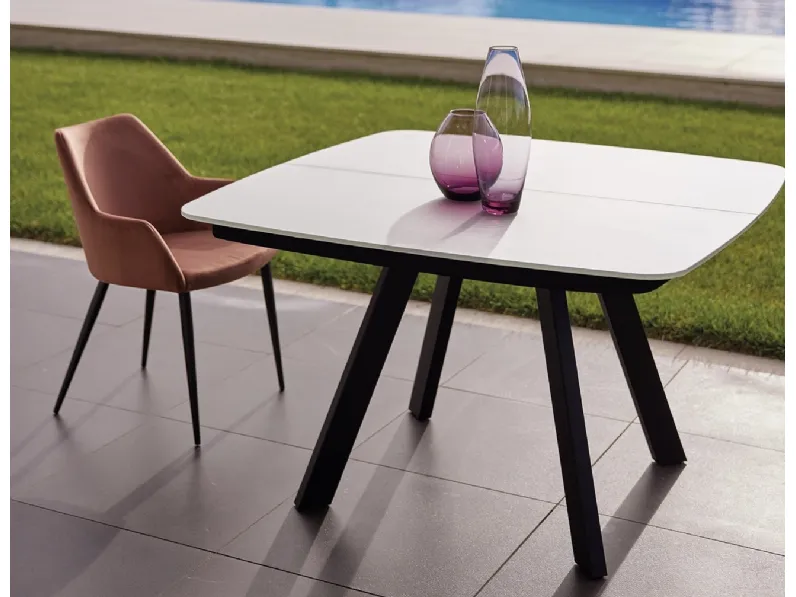 Tavolo allungabile Raffaello T32 con top in vetro di Friulsedie