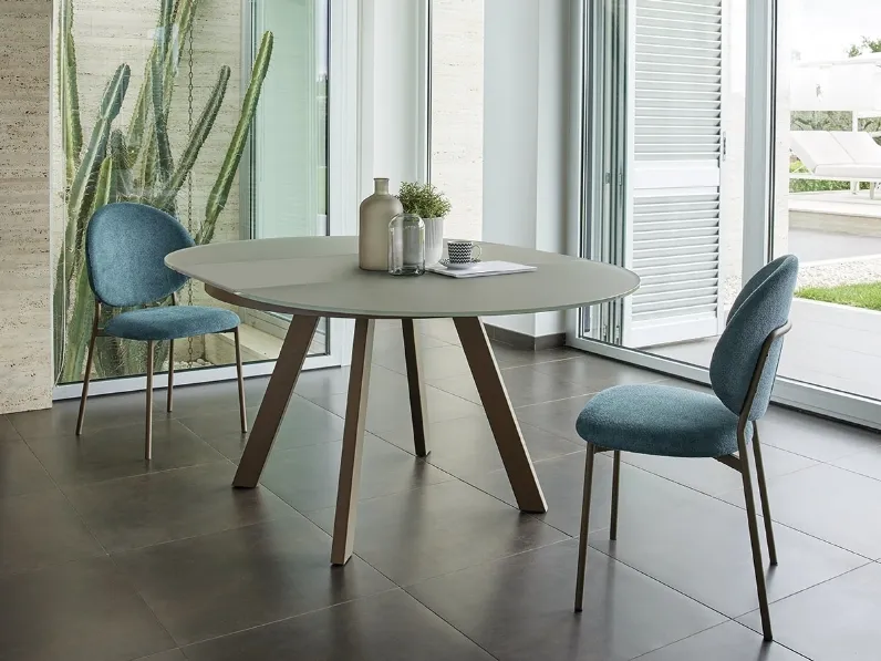 Tavolo allungabile Raffaello T32 con top in vetro di Friulsedie