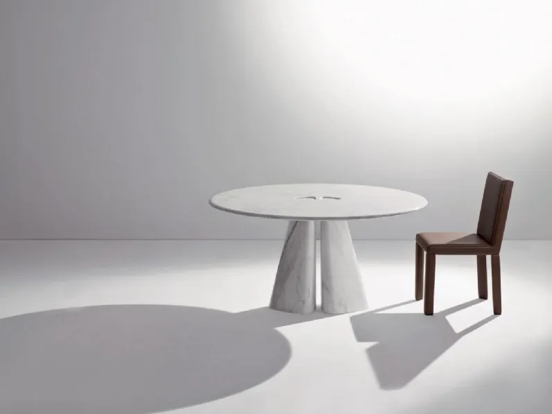 Tavolo rotondo in marmo bianco di Carrara Raja di Laura Meroni