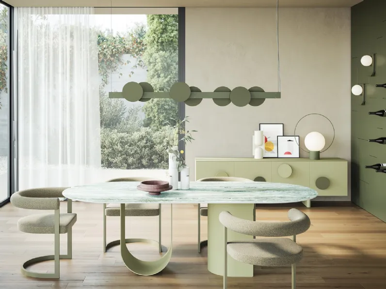 Tavolo ovale Roshi con top in ceramica e base in metallo di Ronda Design