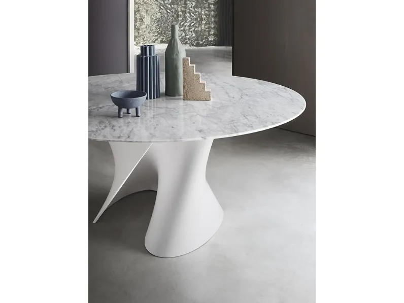 Tavolo S Table con top in marmo di MDF Italia