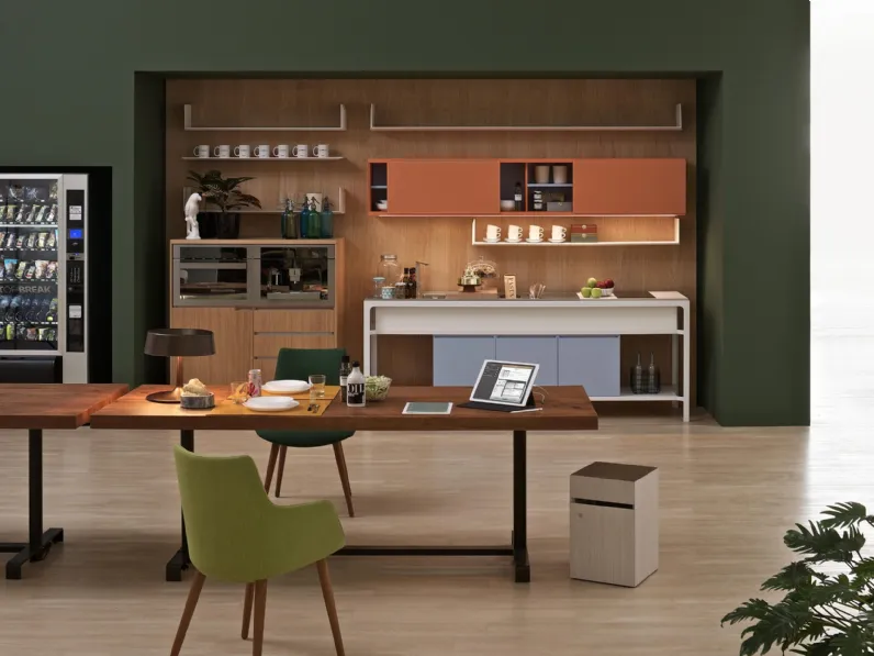 Tavolo in legno con base in metallo Sanmarino di Estel