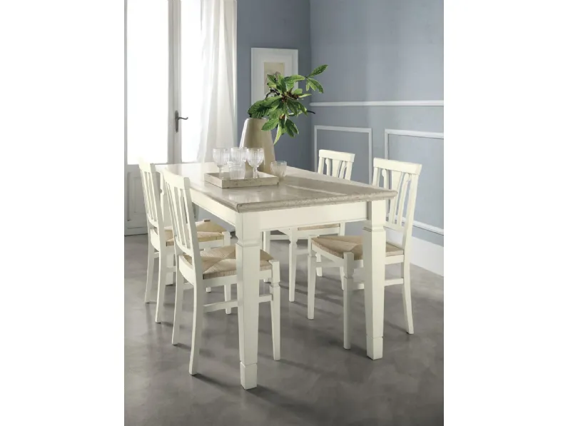 Tavolo da cucina Corinne con piano in marmo di Scavolini