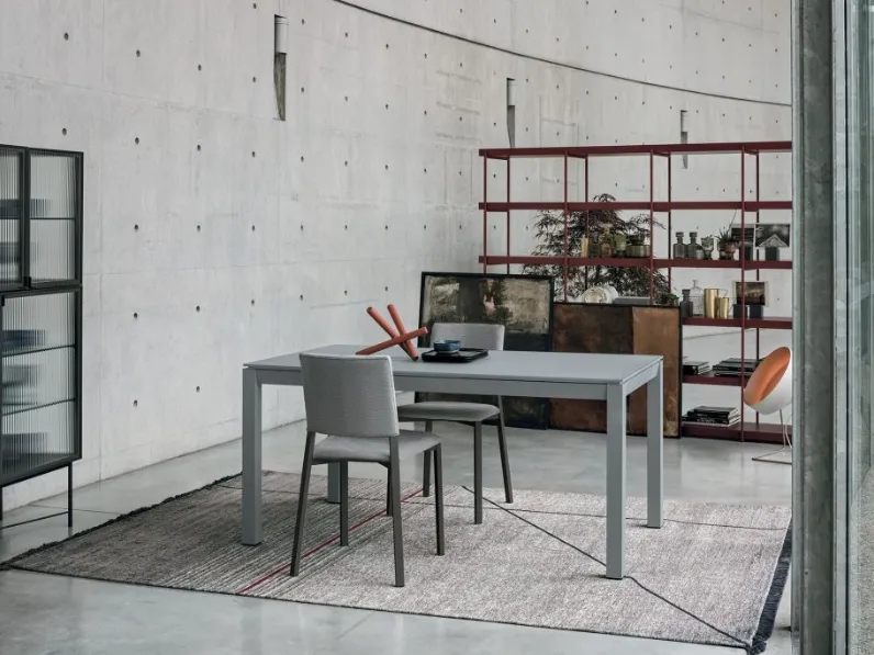 Tavolo allungabile Space con top in vetro carta da zucchero di Sedit