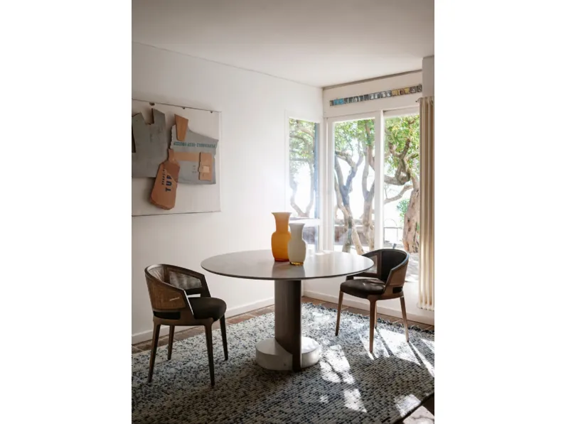 Tavolo rotondo Syn in marmo e legno di Potocco