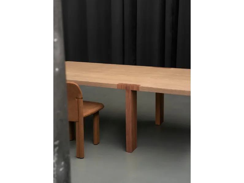 Tavolo T-Table di Tacchini