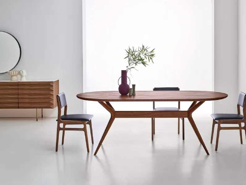 Tavolo in noce canaletto Twist Ovale di Modesign