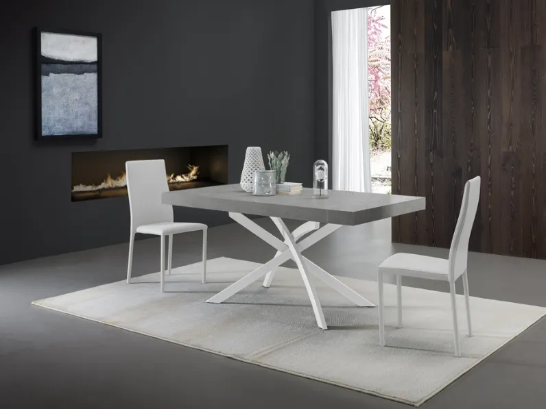 Tavolo allungabile Twist in melaminico cemento di Zamagna