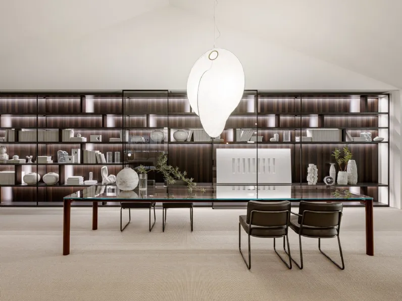 Tavolo Ventiquattro con top in vetro di Porro