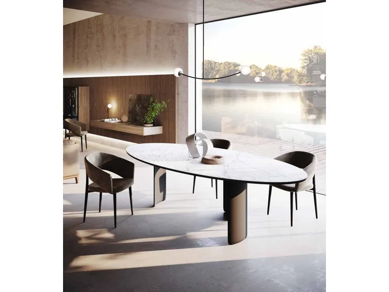Tavolo Yass con top in gres di GF Interiors