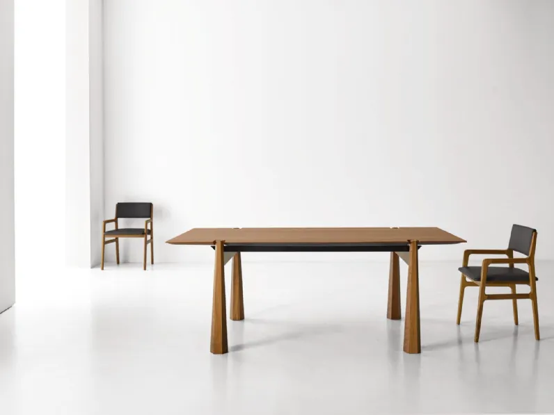 Tavolo York in legno di Modesign