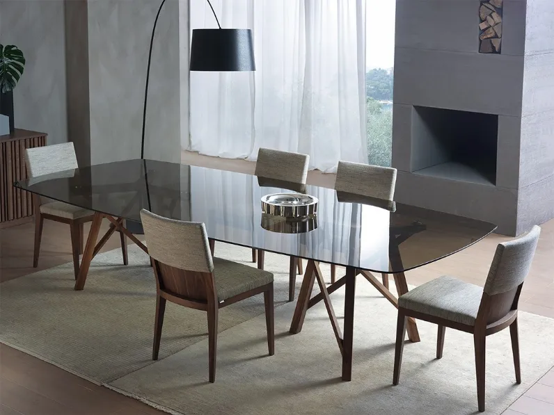 Tavolo Zeus con top in vetro di Pacini e Cappellini