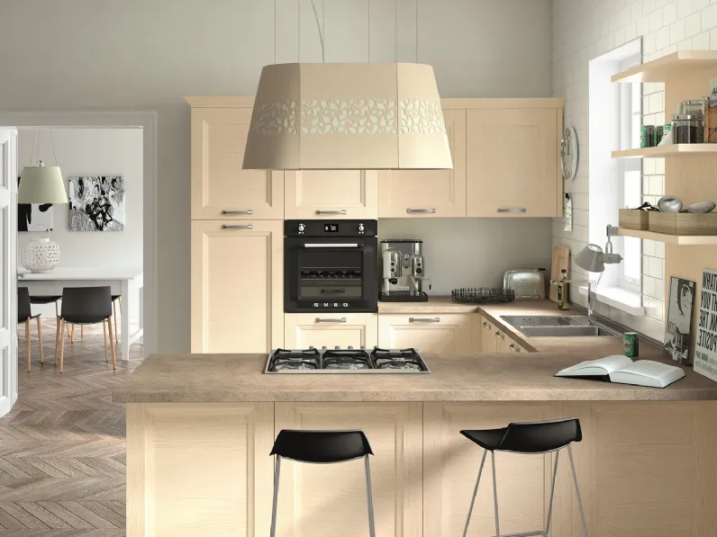 Cucina Classica con penisola Alba in frassino finitura Perla di Essebi