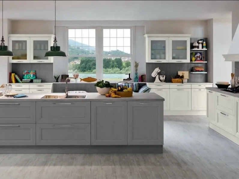 Cucina Classica Free comp 02 in Frassino laccato a poro aperto di Lyons Cucine