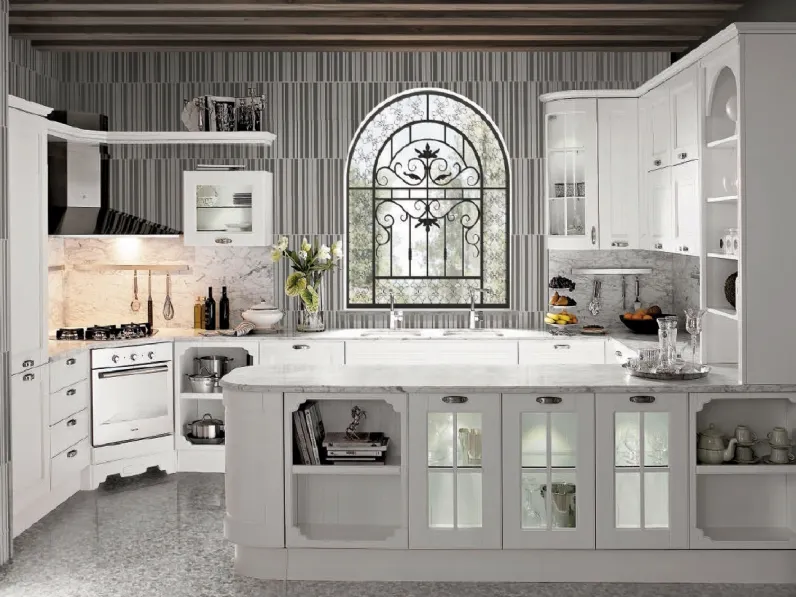 Cucina Classica in Frassino Bianco Canapa laccato a poro aperto Imperial Glamour con penisola di Aran