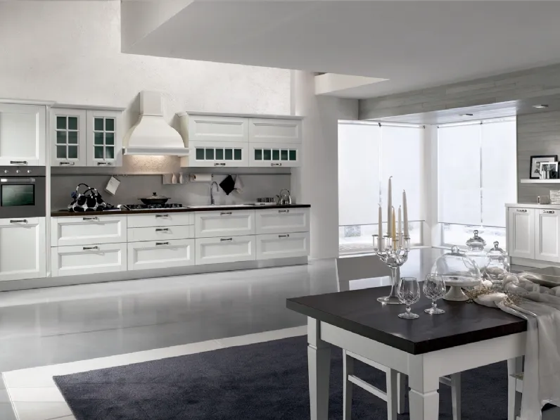 Cucina Classica Intesa in Frassino laccato Bianco di Atra Cucine