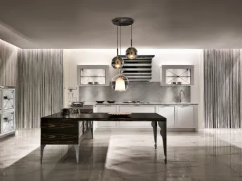 Cucina Classica Luxury Glam laccata con penisola Aster Cucine