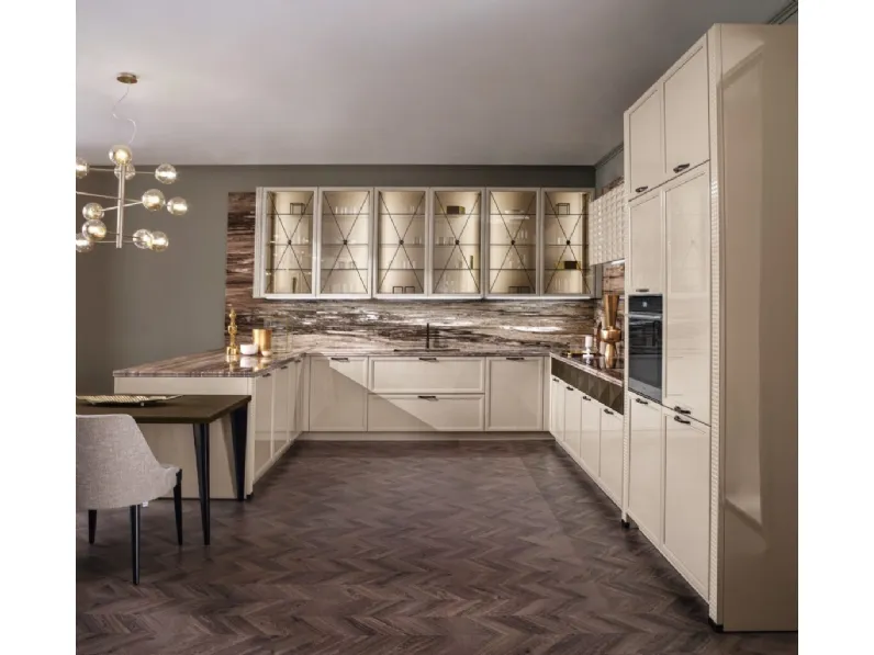 Cucina Classica Luxury Glam laccata lucida con penisola di Aster Cucine