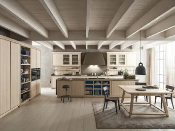 La cucina classica con isola M01 Maestrale di Scandola unisce eleganza e funzionalità.