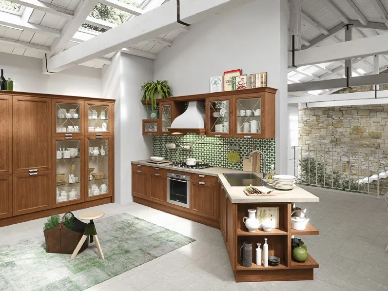 Cucina Classica con penisola Magistra in Frassino tinto Rovere anticato e vetro di Aran