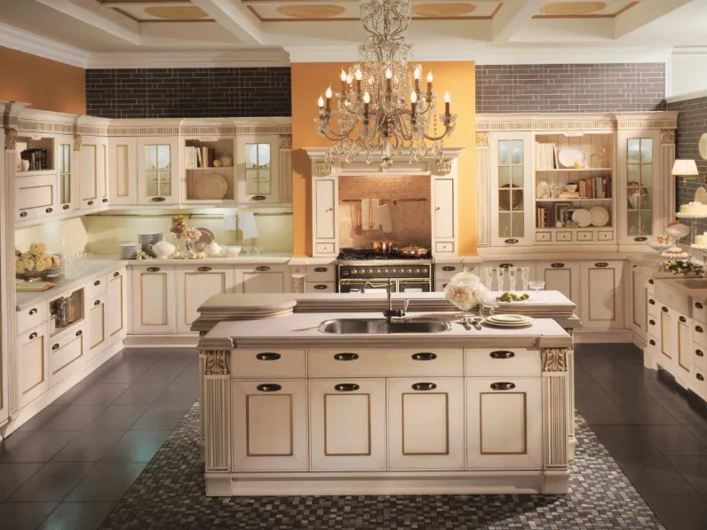 Cucina Classica Opera con isola di Aster Cucine