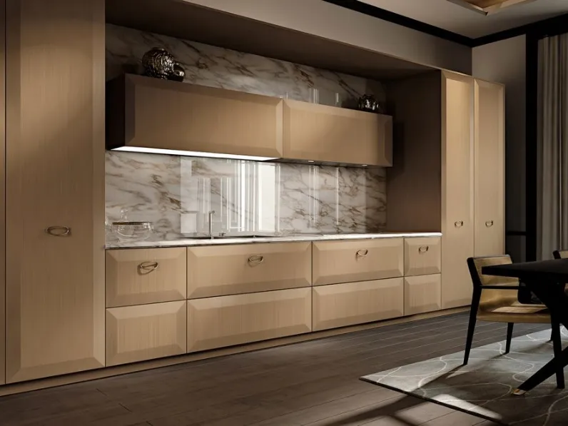 Cucina Classica lineare in laccato metallico bronzo e top in marmo Calacatta oro Sirmione 02 di Scic