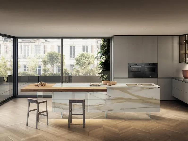 Cucina Design con isola 36e8 Project 2813 in vetro effetto marmo di Lago