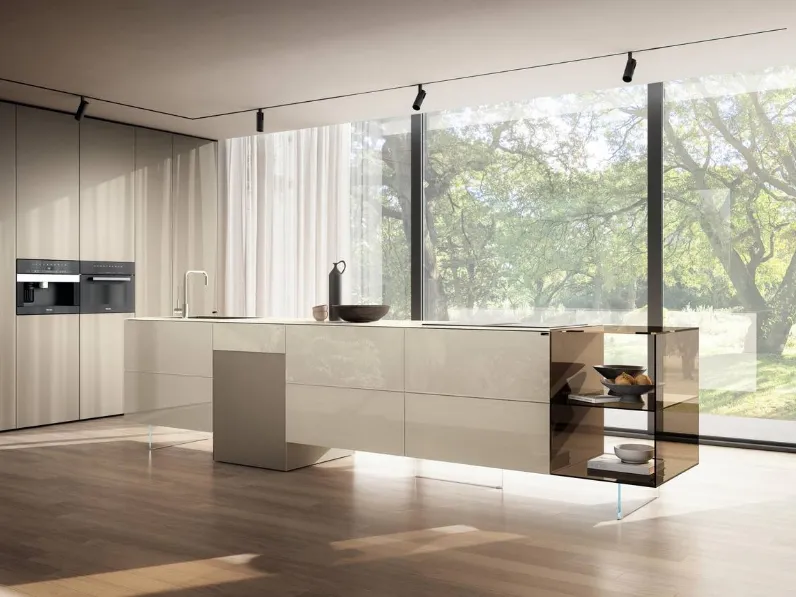 Cucina Design con isola 36e8 Project 2817 di Lago