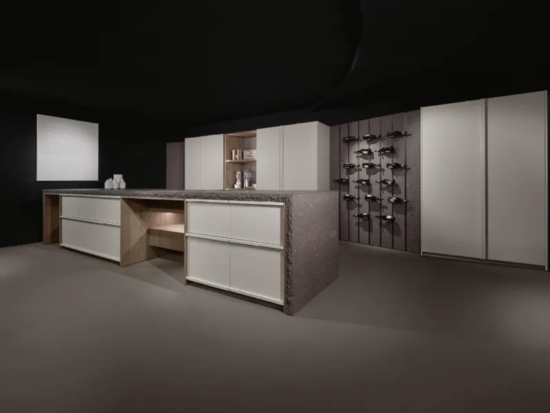 Cucina Design Arena Mass + K table con penisola di Maistri