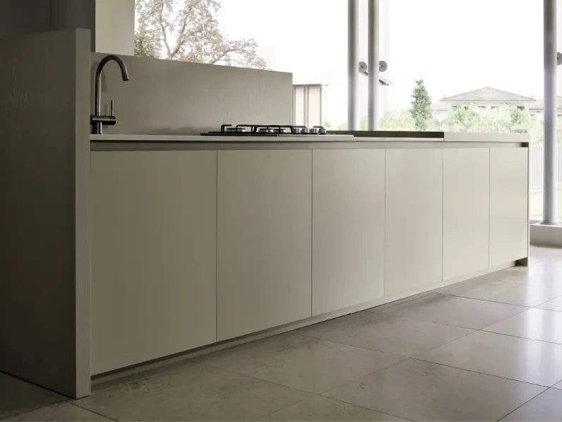 Cucina Design con isola Arka 03 di Maistri