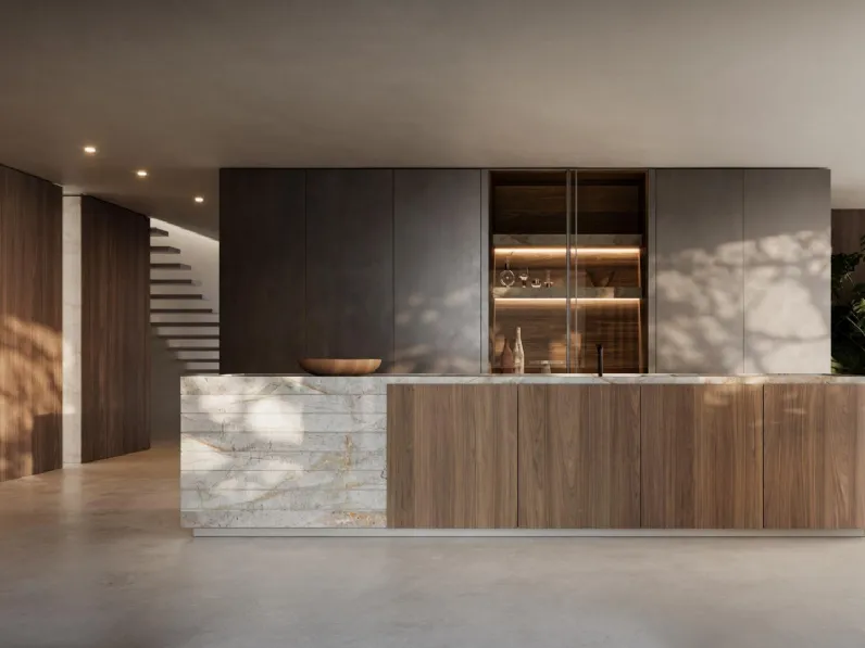 Cucina Design con isola Art in noce e marmo di Modulnova