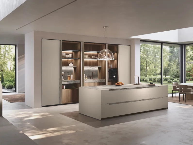 Cucina Design con isola Bluna Maniglia Stone di Binova