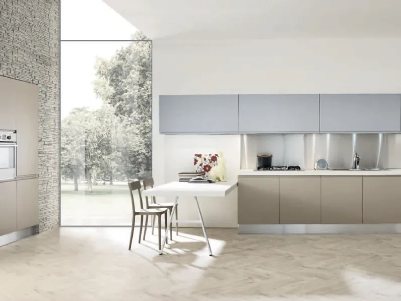 Cucina Design con penisola Masca in laccato Polvere e Corda opaco di Aran
