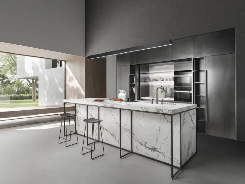 Cucina Design con isola Domestic Identities in laccato Metal e Gres di Mittel