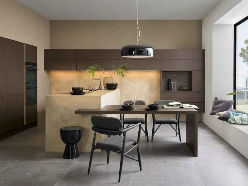 Cucina Design Soft Lack Cantera in Marrone Seppia e Pietra Arenaria di Nolte