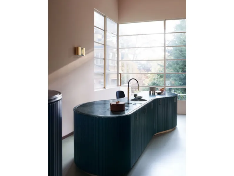 Cucina Design a isola Tangram 02 di Cesar