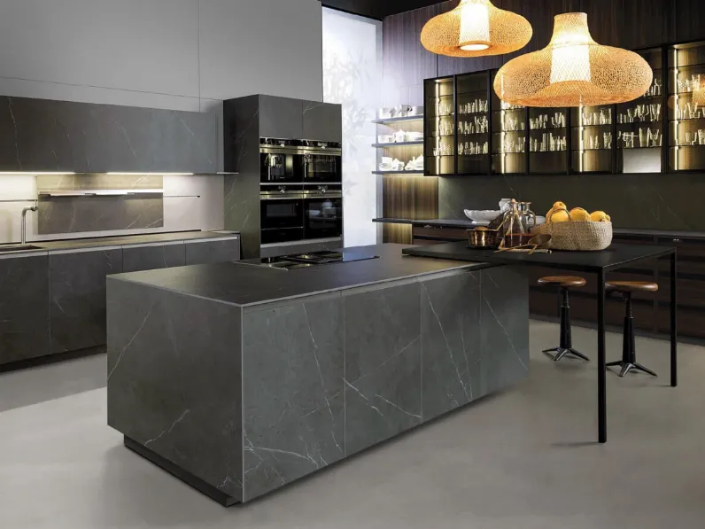 Cucina Design con isola e penisola Telero Project 6 in gres di Euromobil