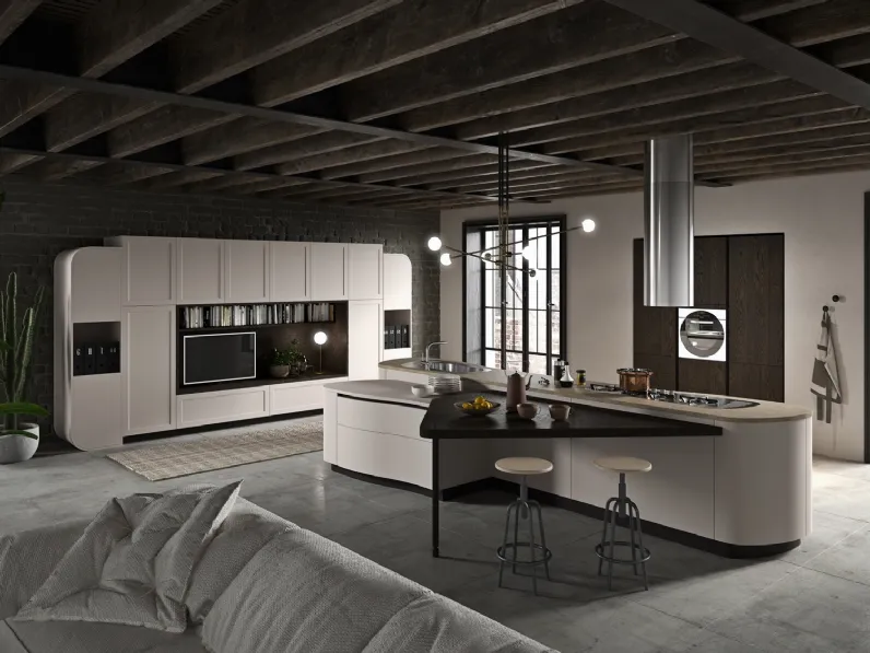 Cucina Design con grande isola centrale Vita Bella in laccato Corda opaco di Aran