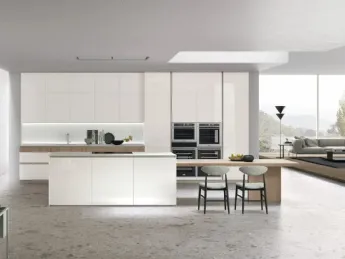 La cucina moderna Aliant 05 di Stosa unisce design e funzionalità.